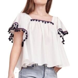 BB DAKOTA Makari White Peasant Flutter  Sleeve Blue Embroidered Pullover Top M
